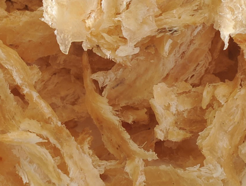 노릇노릇하게 구워 큼직하게 뜯어 결이 살아있는 구운양태채